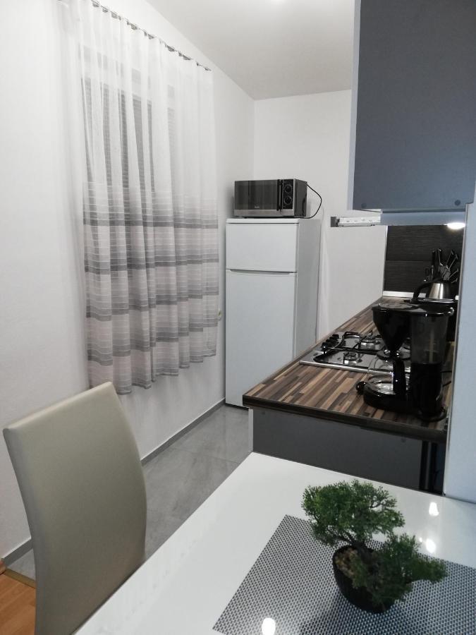 Apartmani Poljanec Vir Exteriör bild