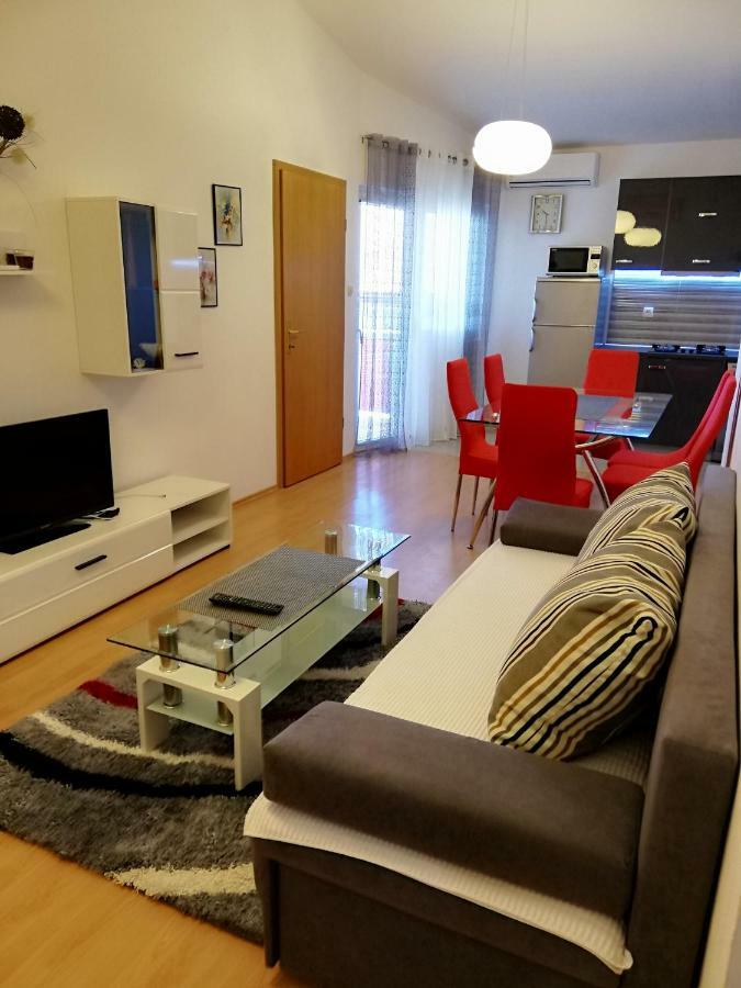 Apartmani Poljanec Vir Exteriör bild